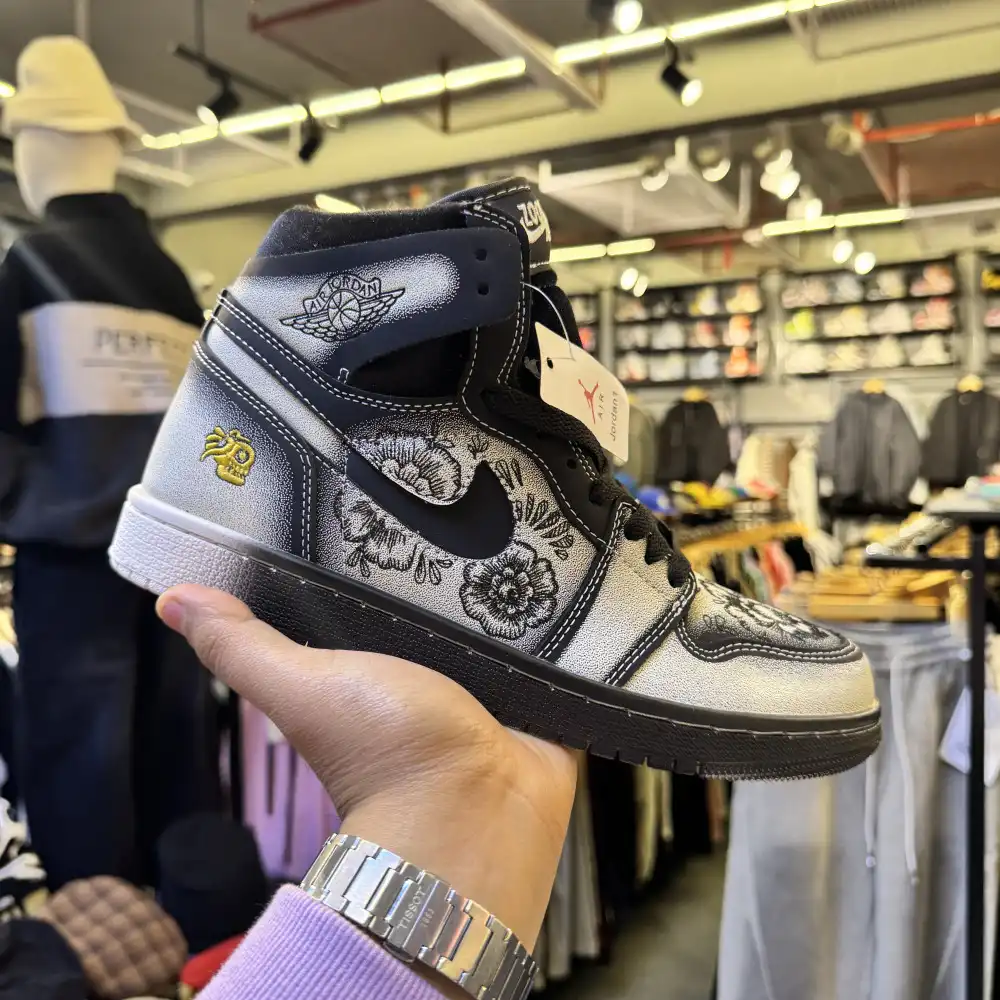 Product image of Nike Air Jordan 1 High Zoom Cmft 2 ' Familia '