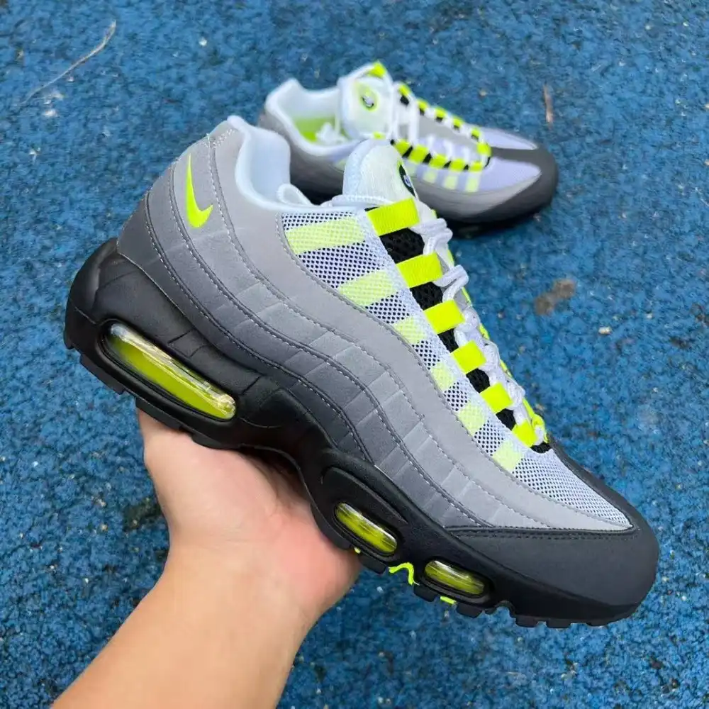 Product image of Nike Air Max 95 ' Reflective Neon '