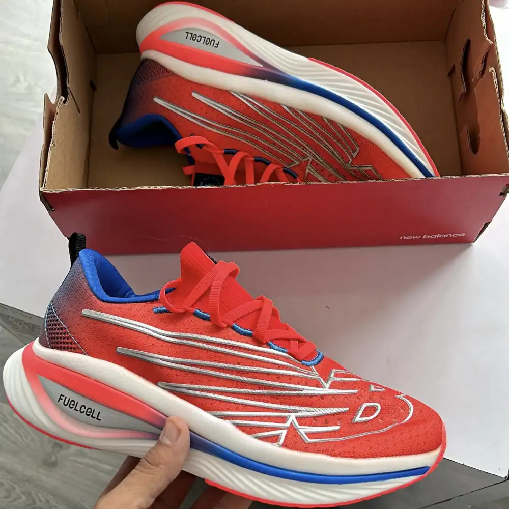 Product image of New Balance Nyc Fuel Cell Elite V3 " Red