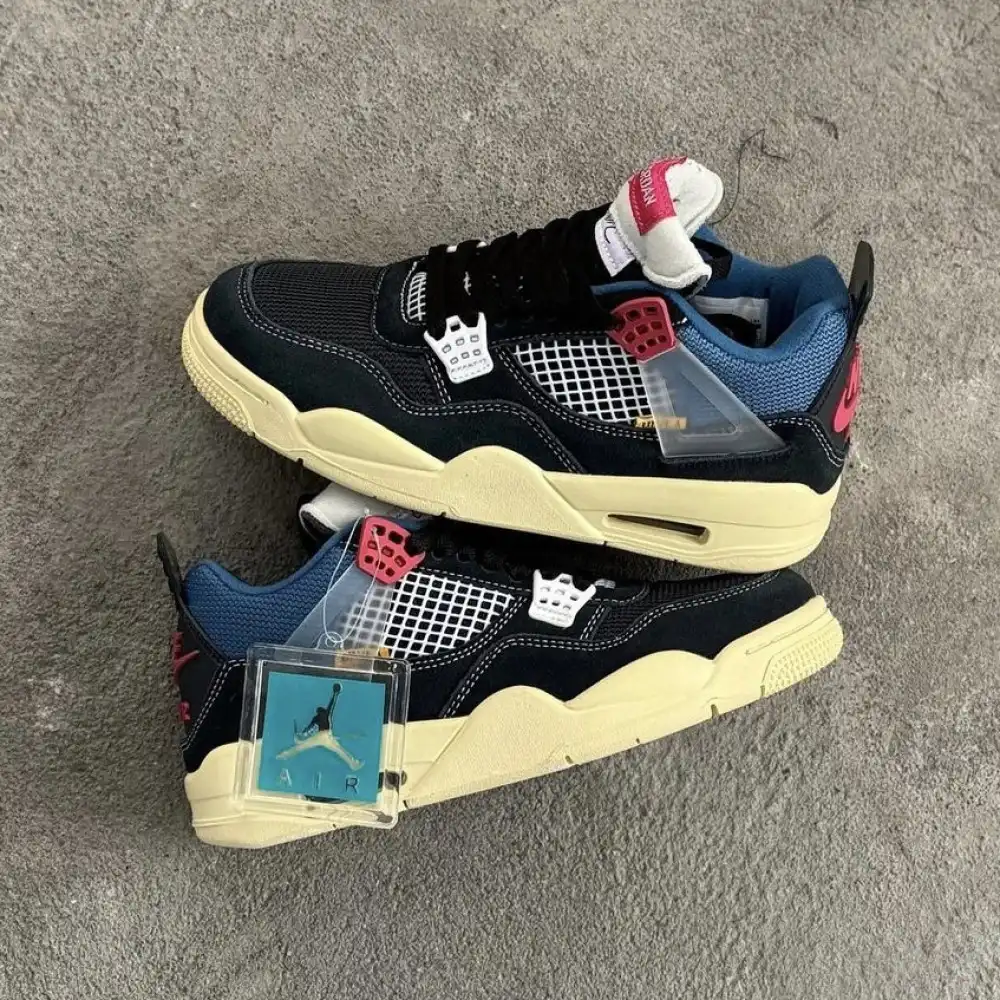 Product image of Jordan 4 Retro Union Off Noir