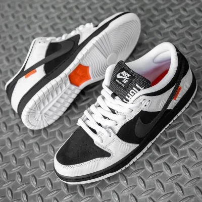 Nike Sb Dunk Low " Tight Booth ...