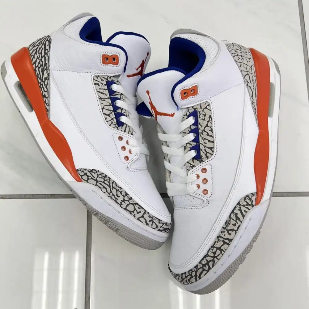 Product image of Air Jordan 3 Retro " Knicks "