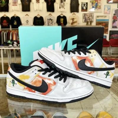 Nike Sb Dunk Low " Tie- Dye Ray...