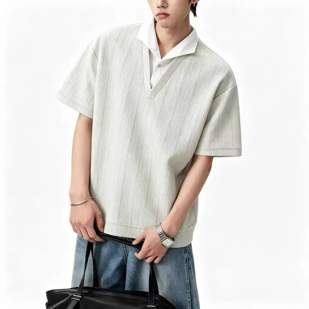 Product image of T5589 Lapel Neck Attacted V Neck T-shirt