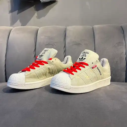 Product image of Levis X Superstar  " Cream Red"