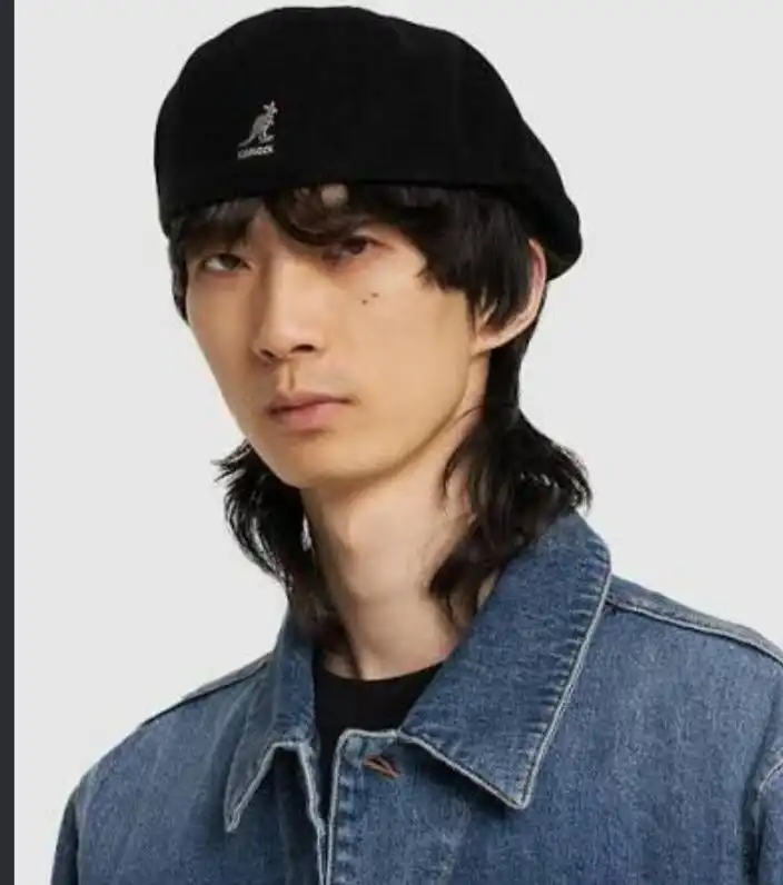 Product image of 066 CHN -Unisex Kangol Hat