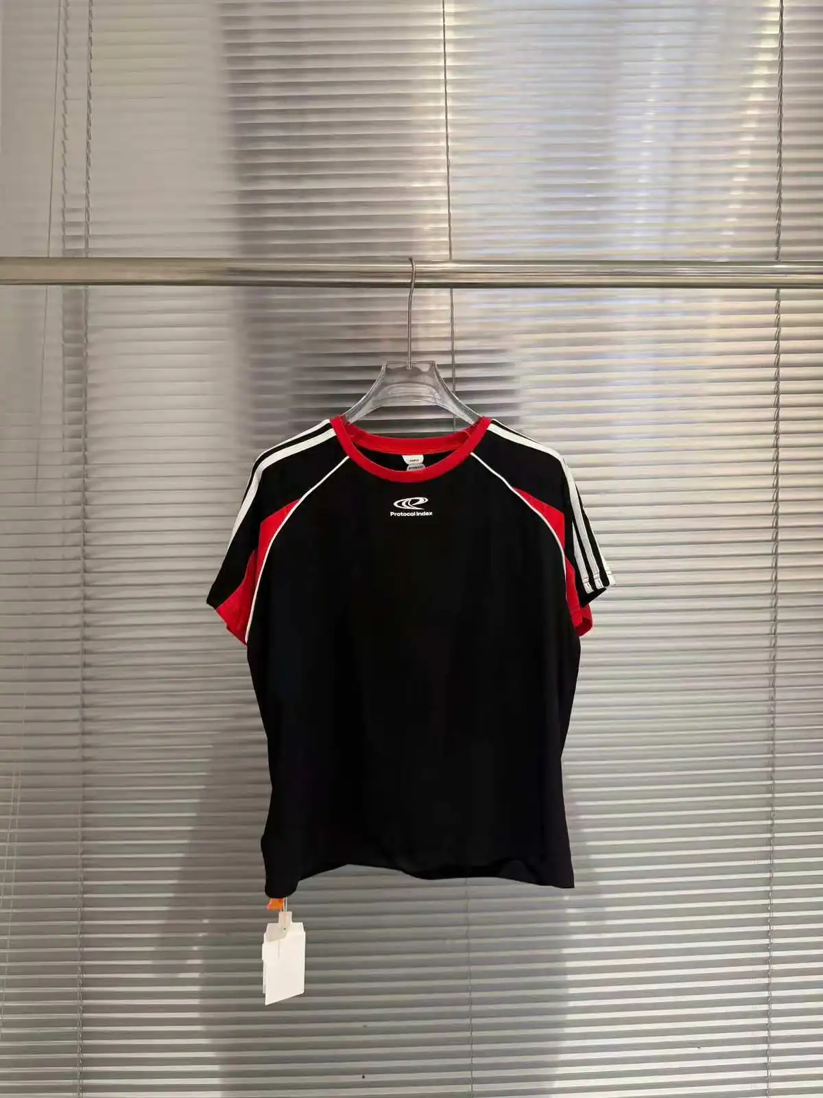 Product image of 718 Toned Linning t-shirt