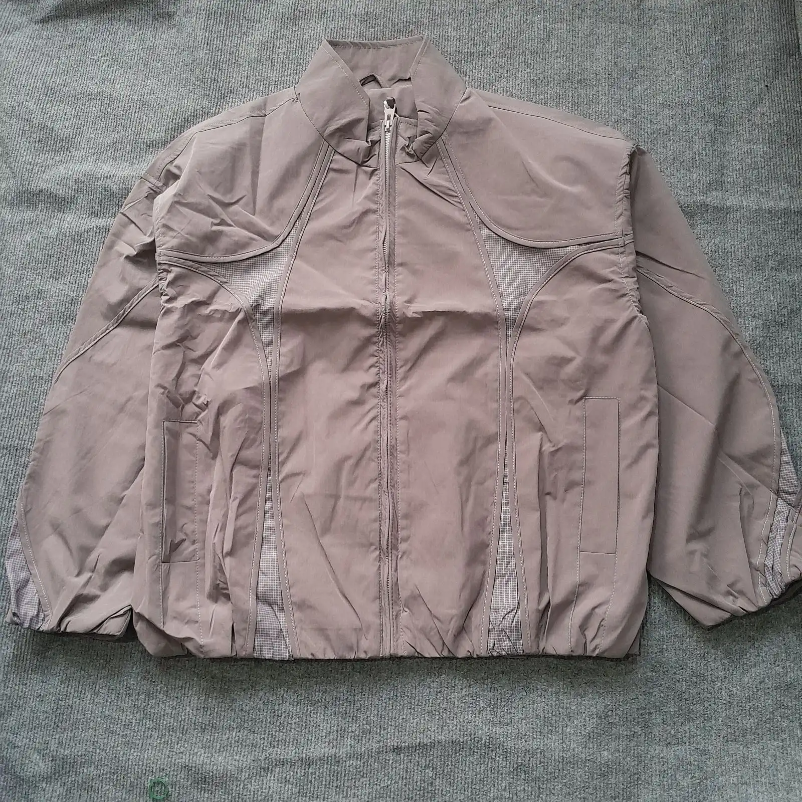 Product image of 8923 Arc Design Windbreaker Jacket
