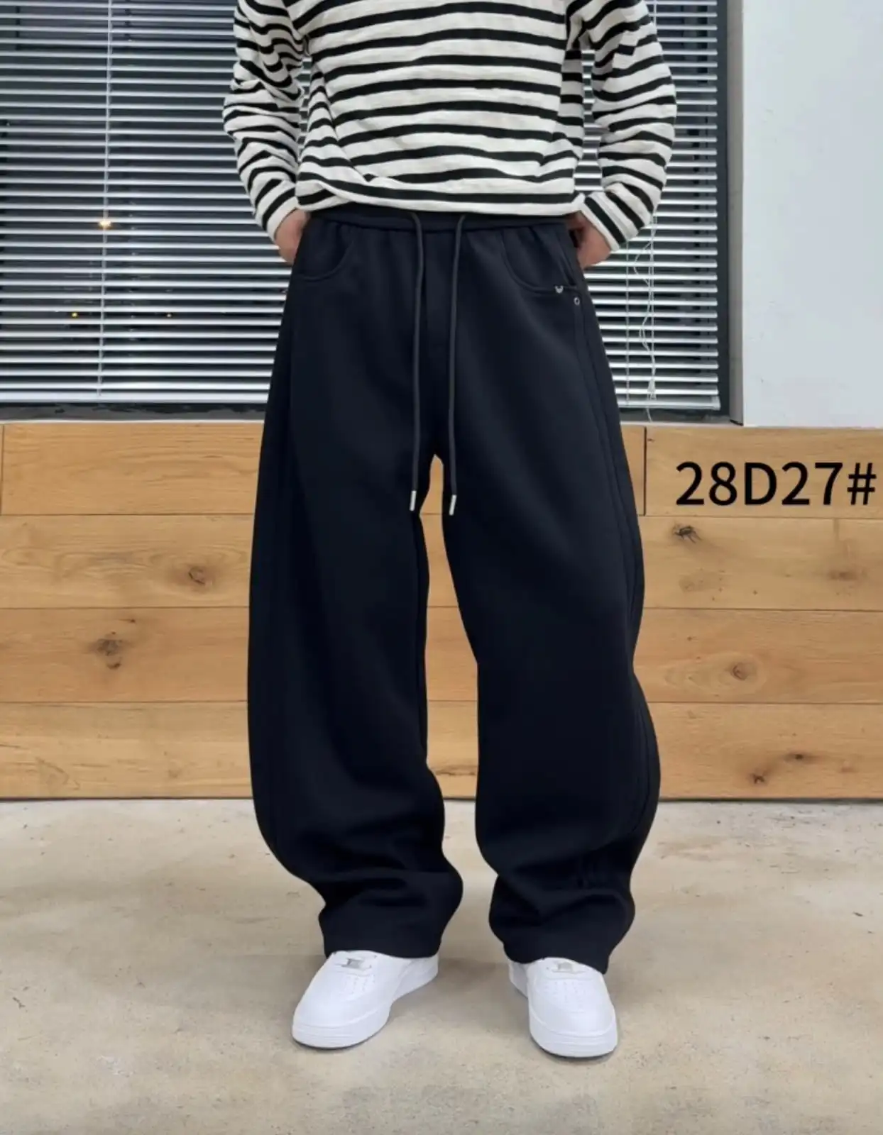 Product image of 28D27 Baggy Track