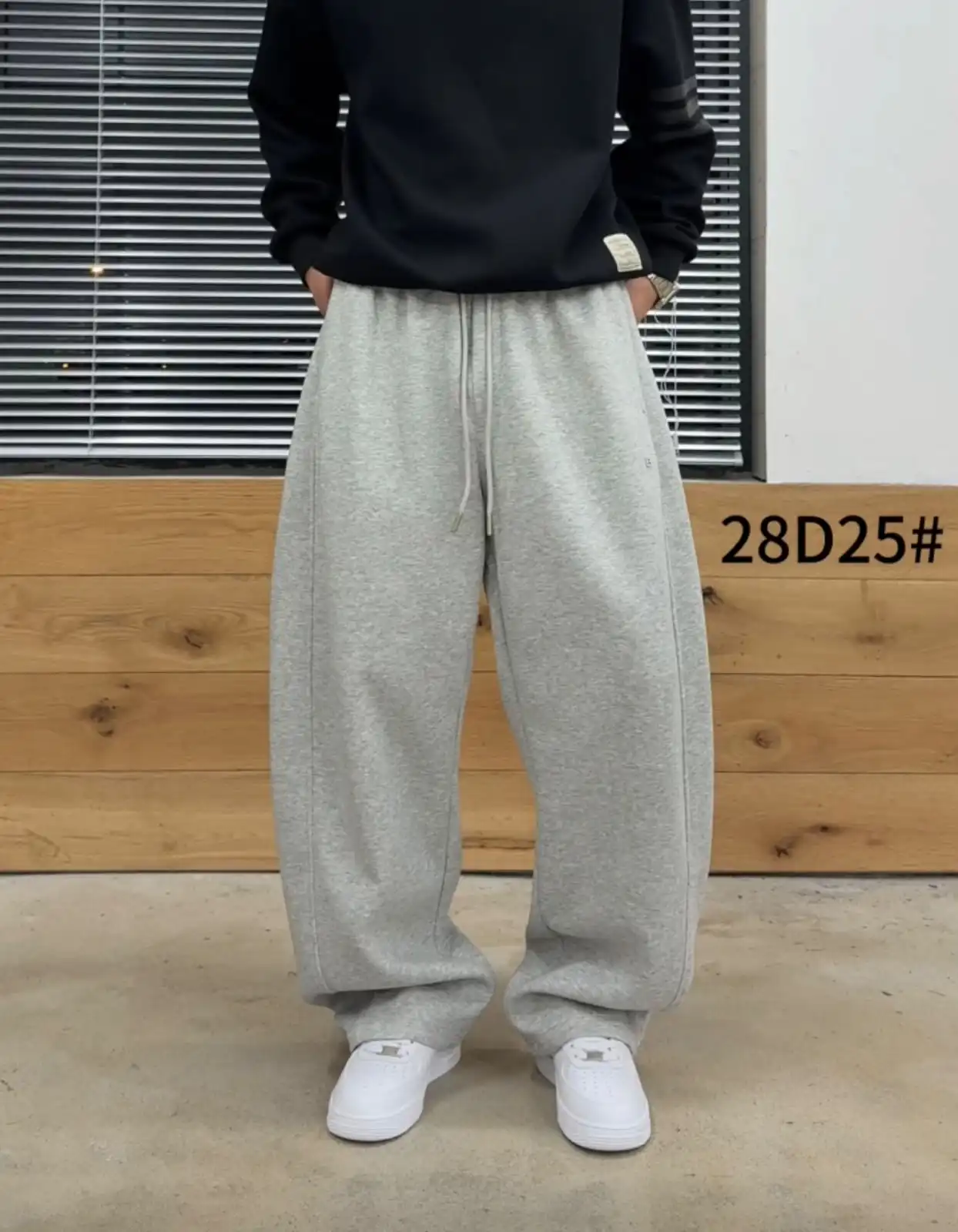 Product image of 28D25 Baggy Track