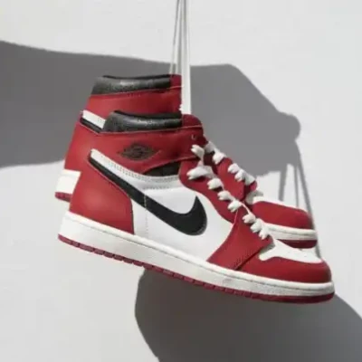 Nike X Jordan 1 High " Lost N F...