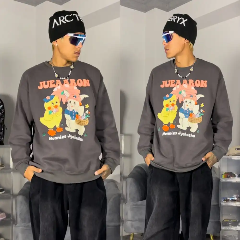 Product image of W65 Juea Aron Printed Over Size Fleece Inside Sweatshirt