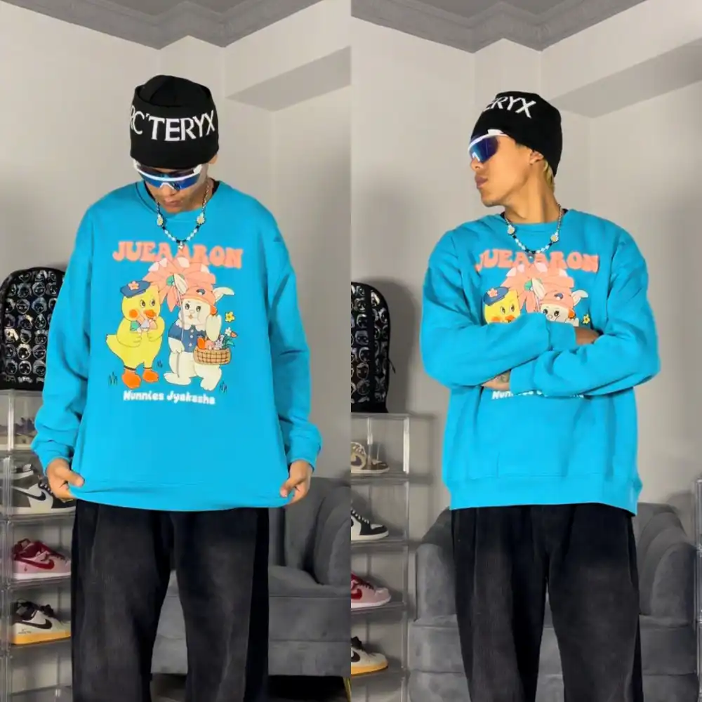 Product image of W65 Juea Aron Printed Over Size Fleece Inside Sweatshirt