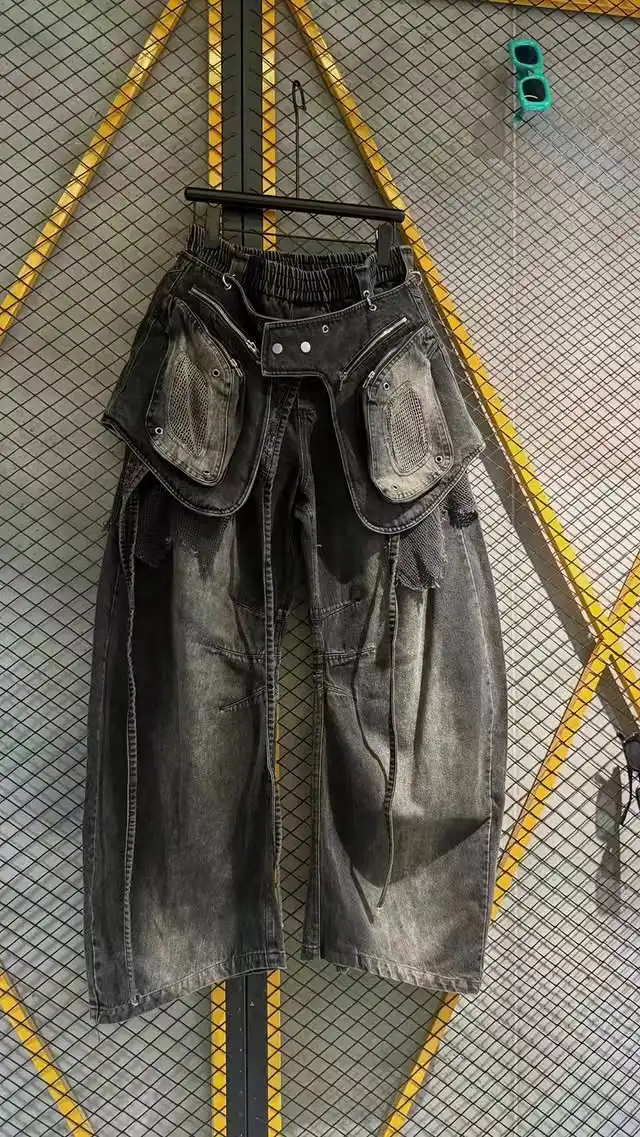 Product image of 3639 Detachable Panel Curved Y2K heavy Baggy jeans