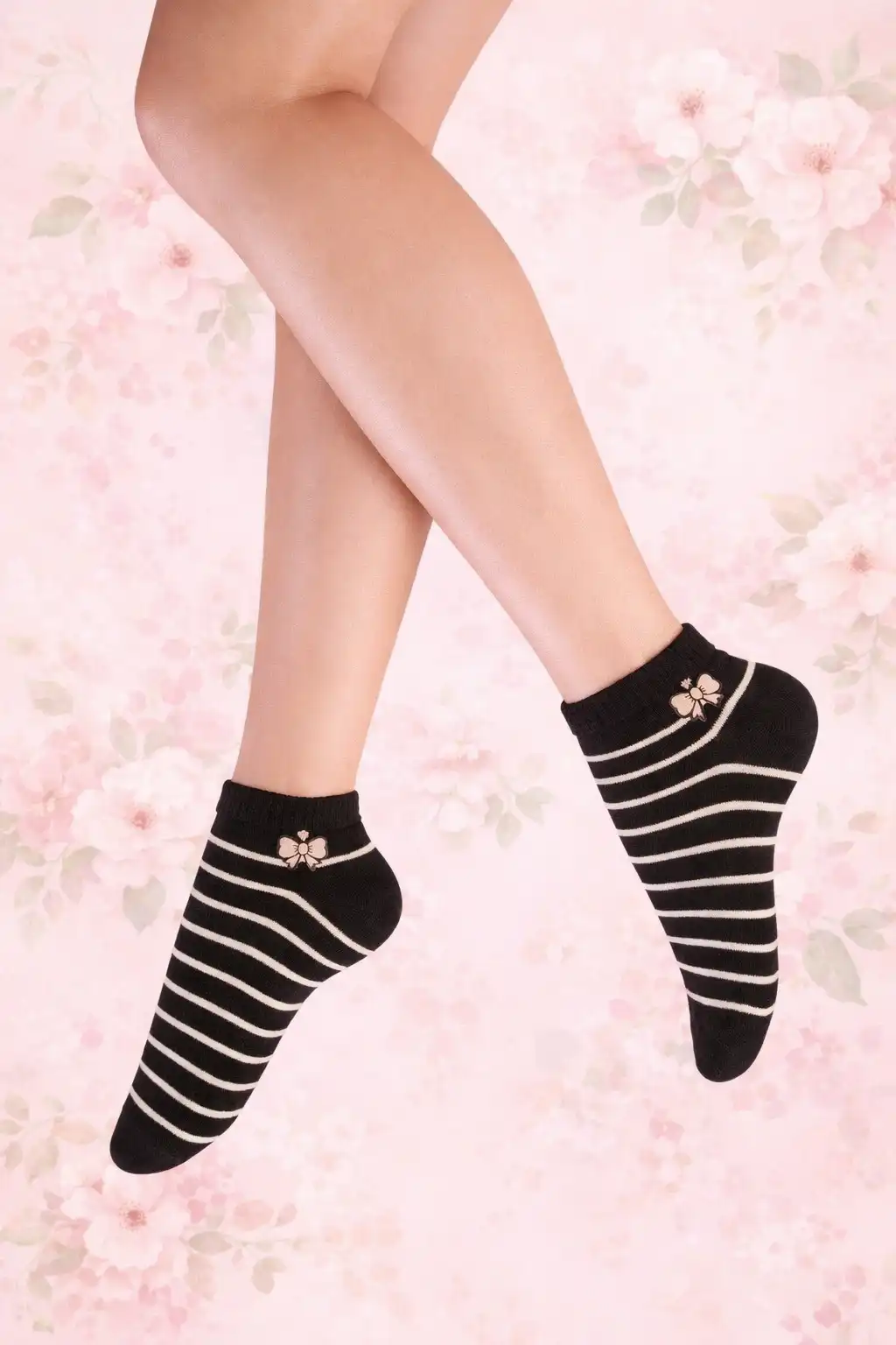 Product image of Ribbon Socks