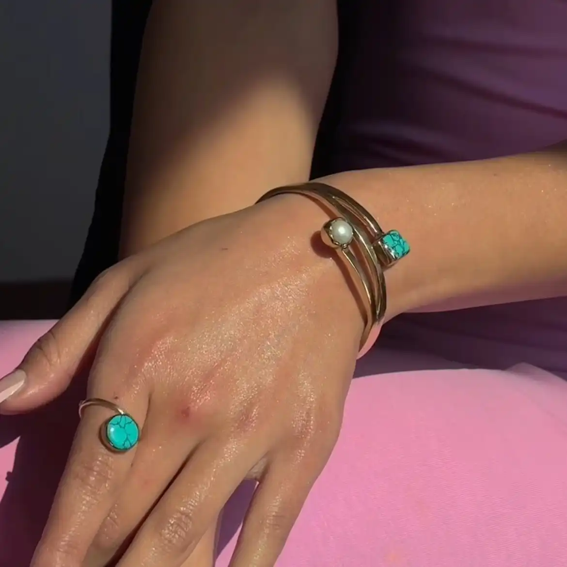Product image of Off-shoot Bangle