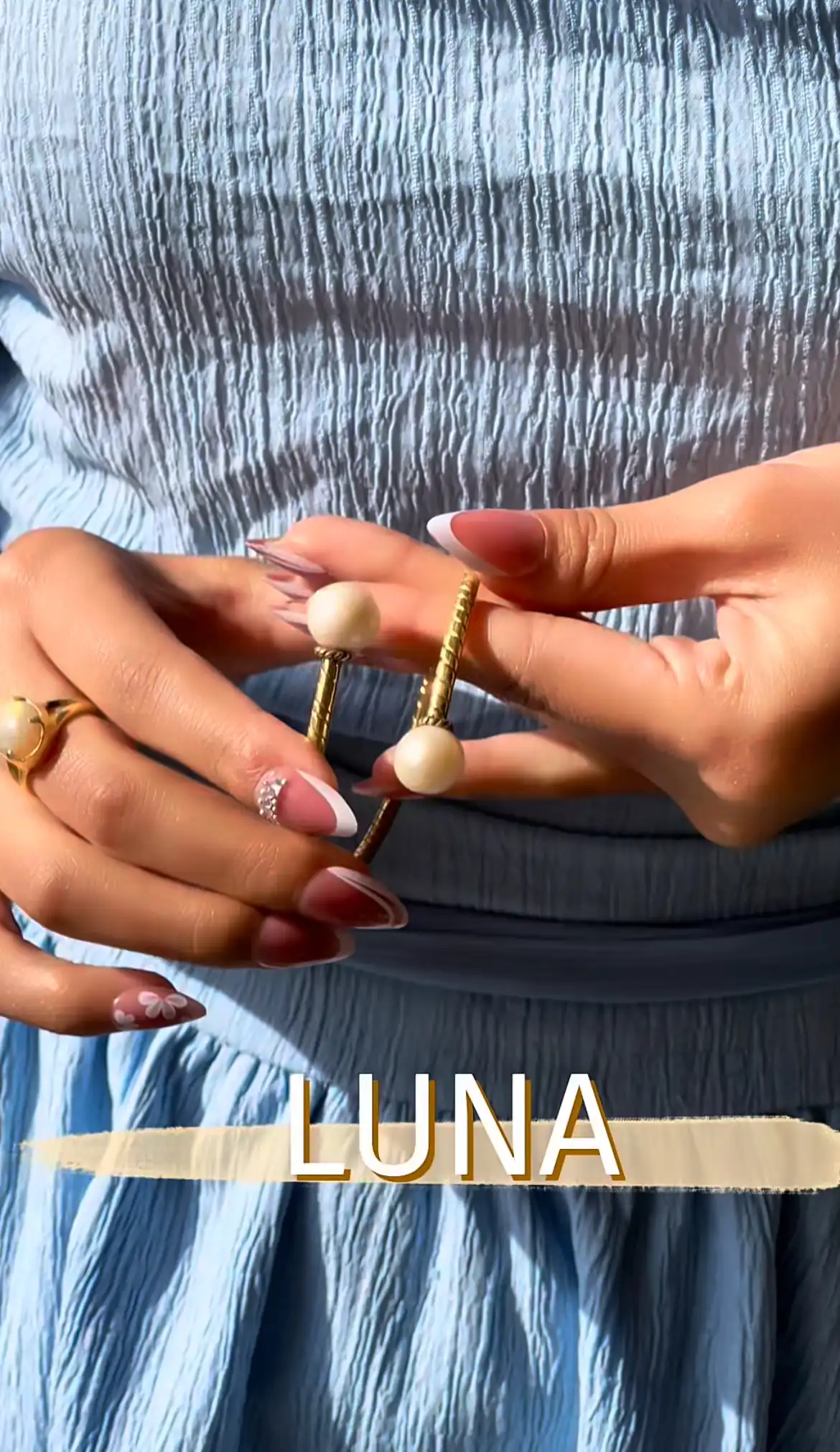 Product image of Luna Pearl