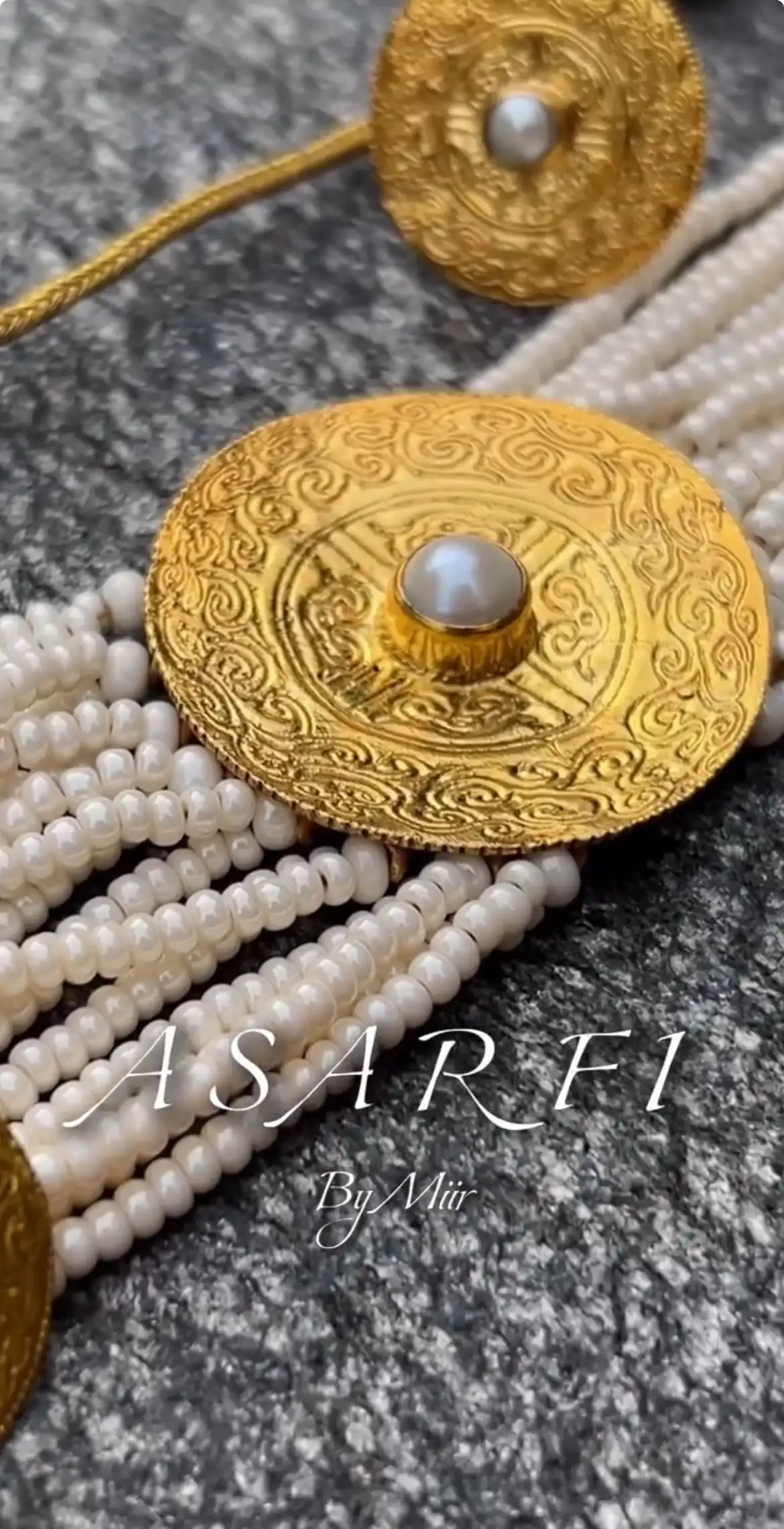 Product image of Asarfi Set (White)
