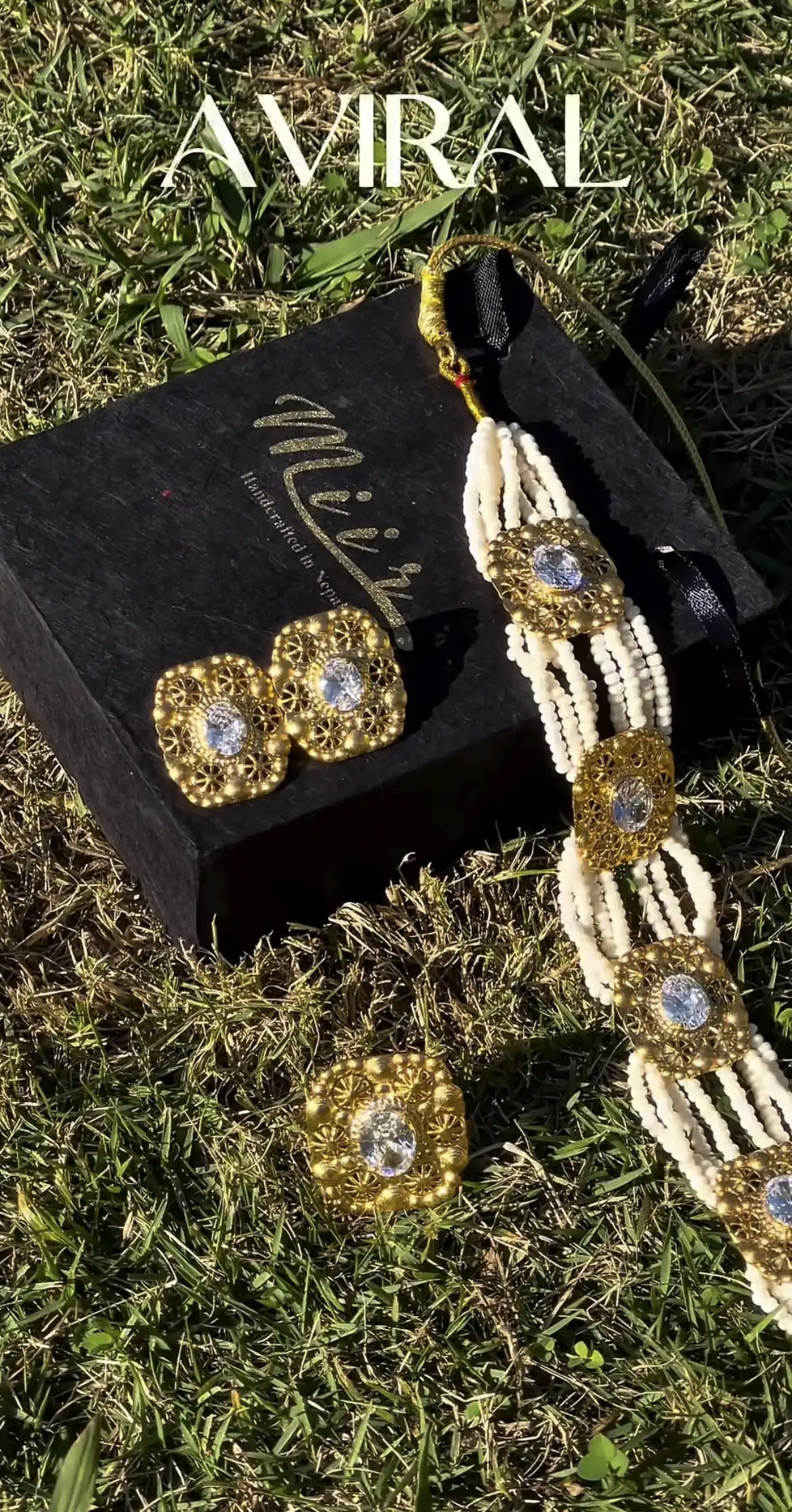 Product image of Aviral Set