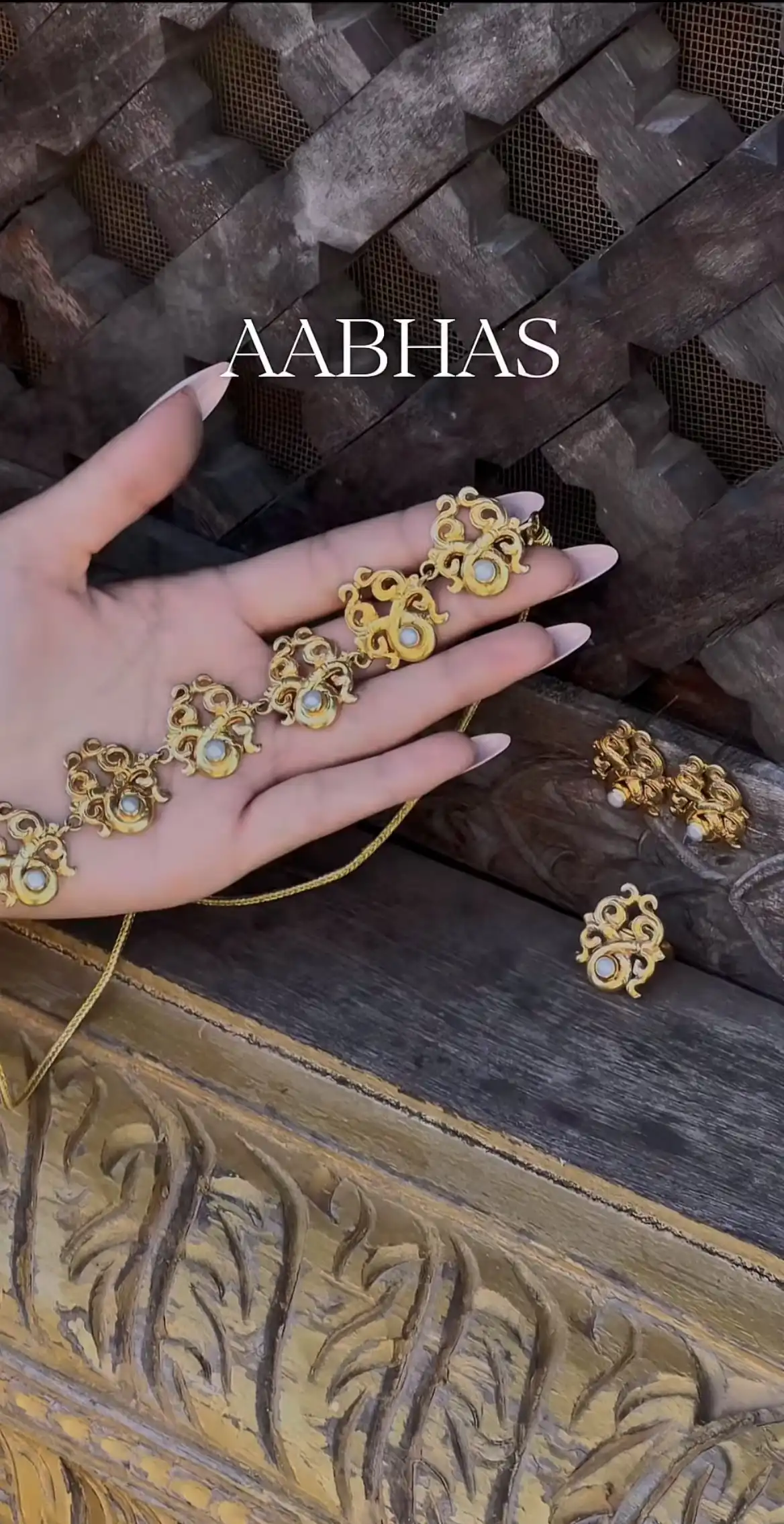 Product image of Aabhas Set