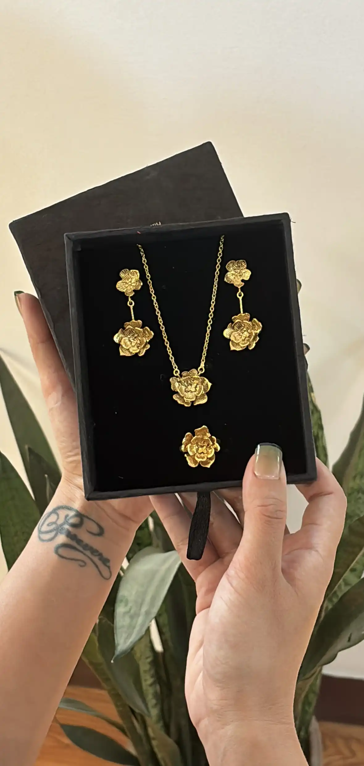 Product image of Evergreen ring