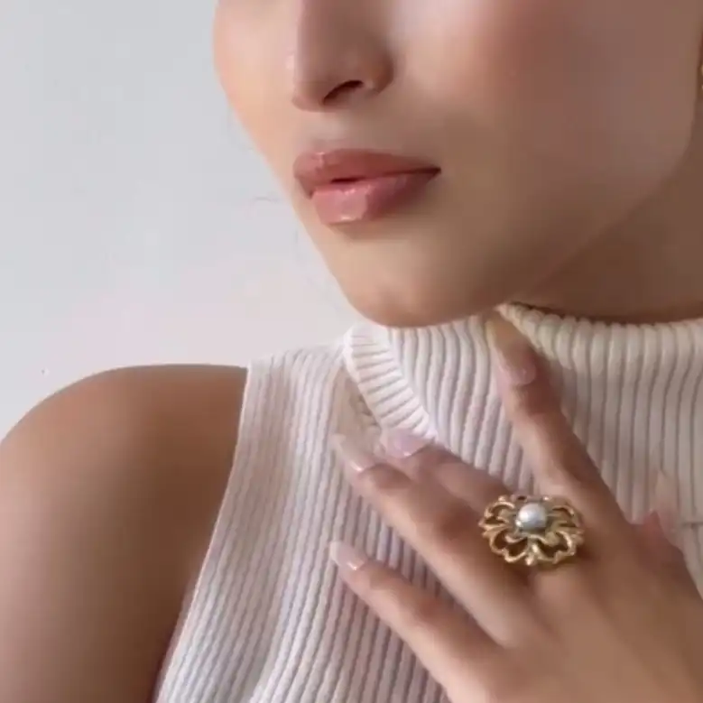 Product image of Ethereal ring