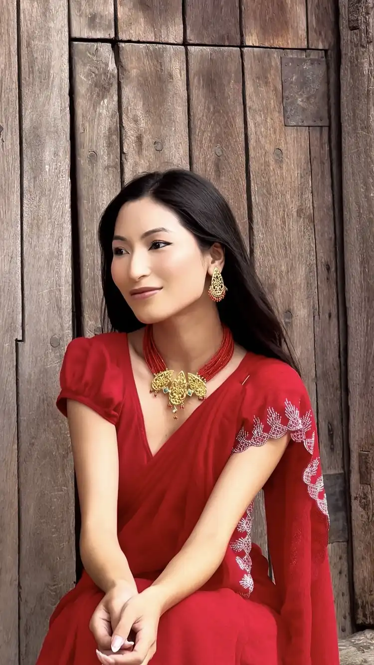 Product image of Aadhira Set (Red)