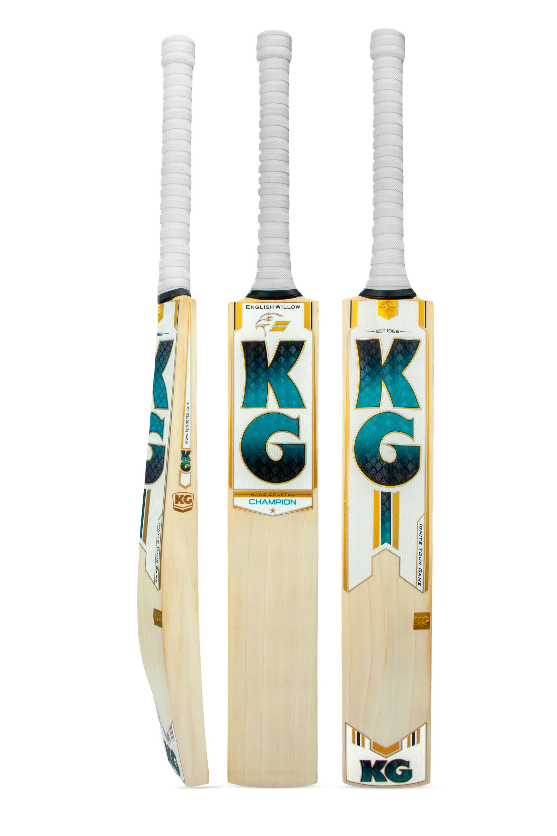Product image of KG Cricket Bat EW Champion