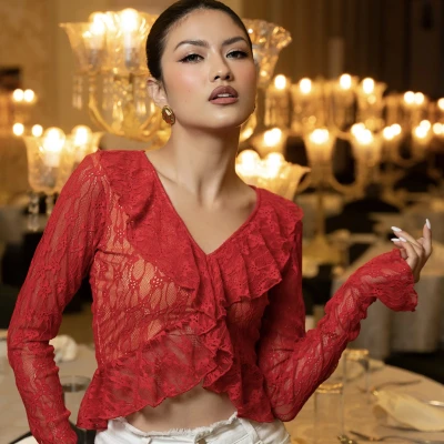 Scarlet Top