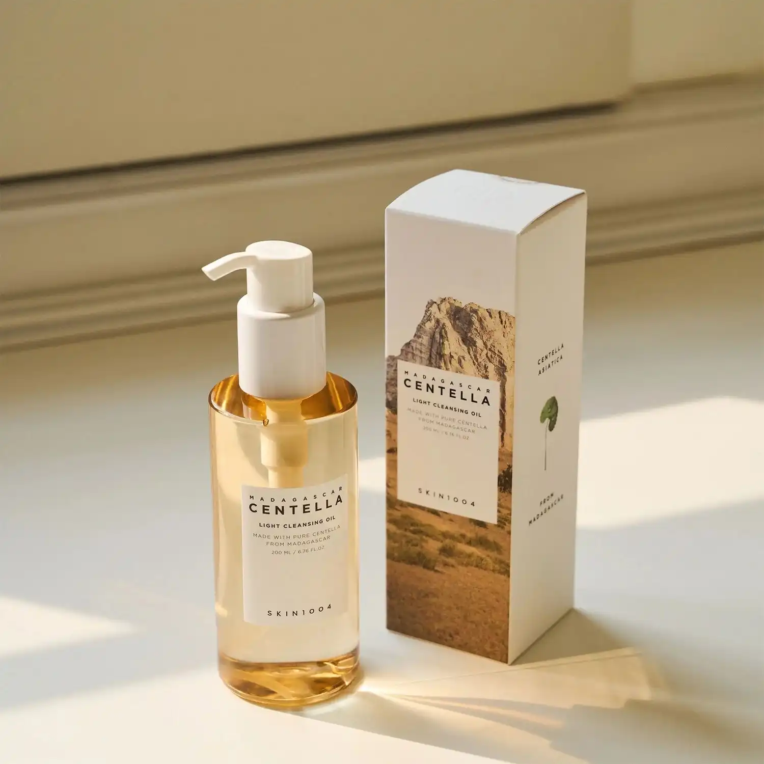 Product image of SKIN1004 Madagascar Centella Light Cleansing Oil 200ml