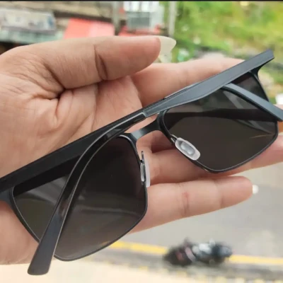 Best Metal Frame Tom Fred Black...