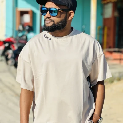 Plastisol Print Tee (Beige)