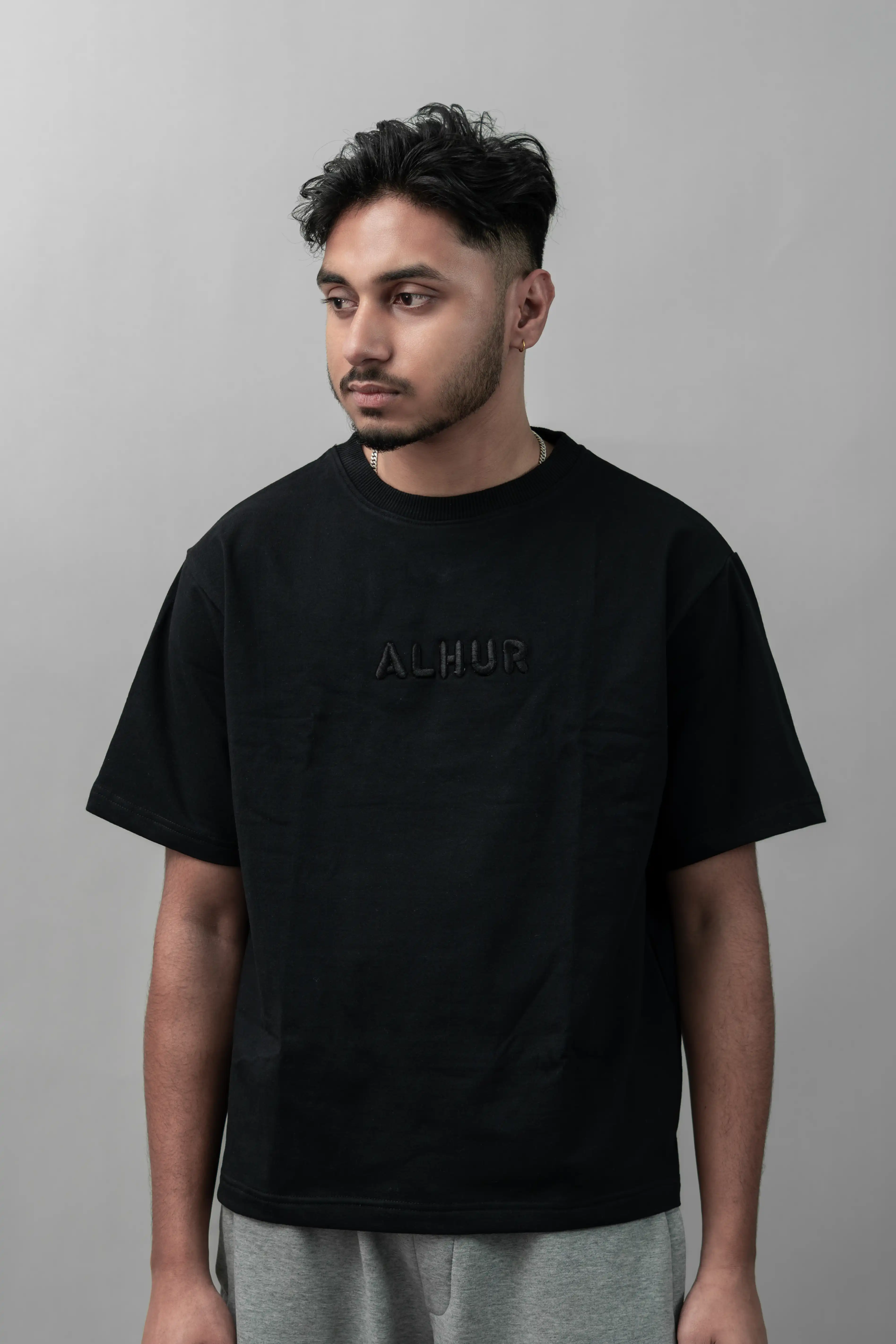 Product image of Summer's Plain T-shirt (Black)