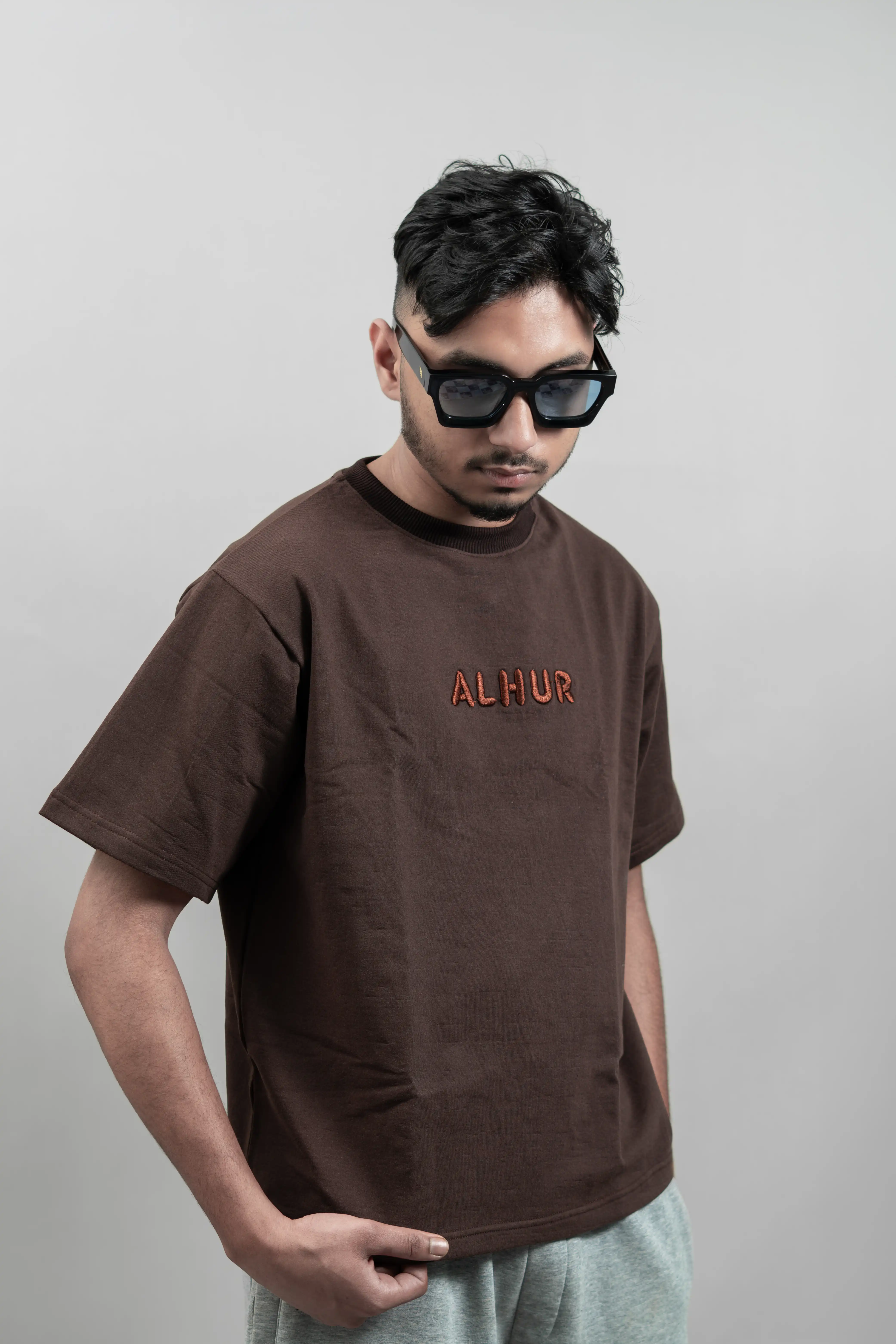 Product image of Summer's Plain T-shirt (Brown)