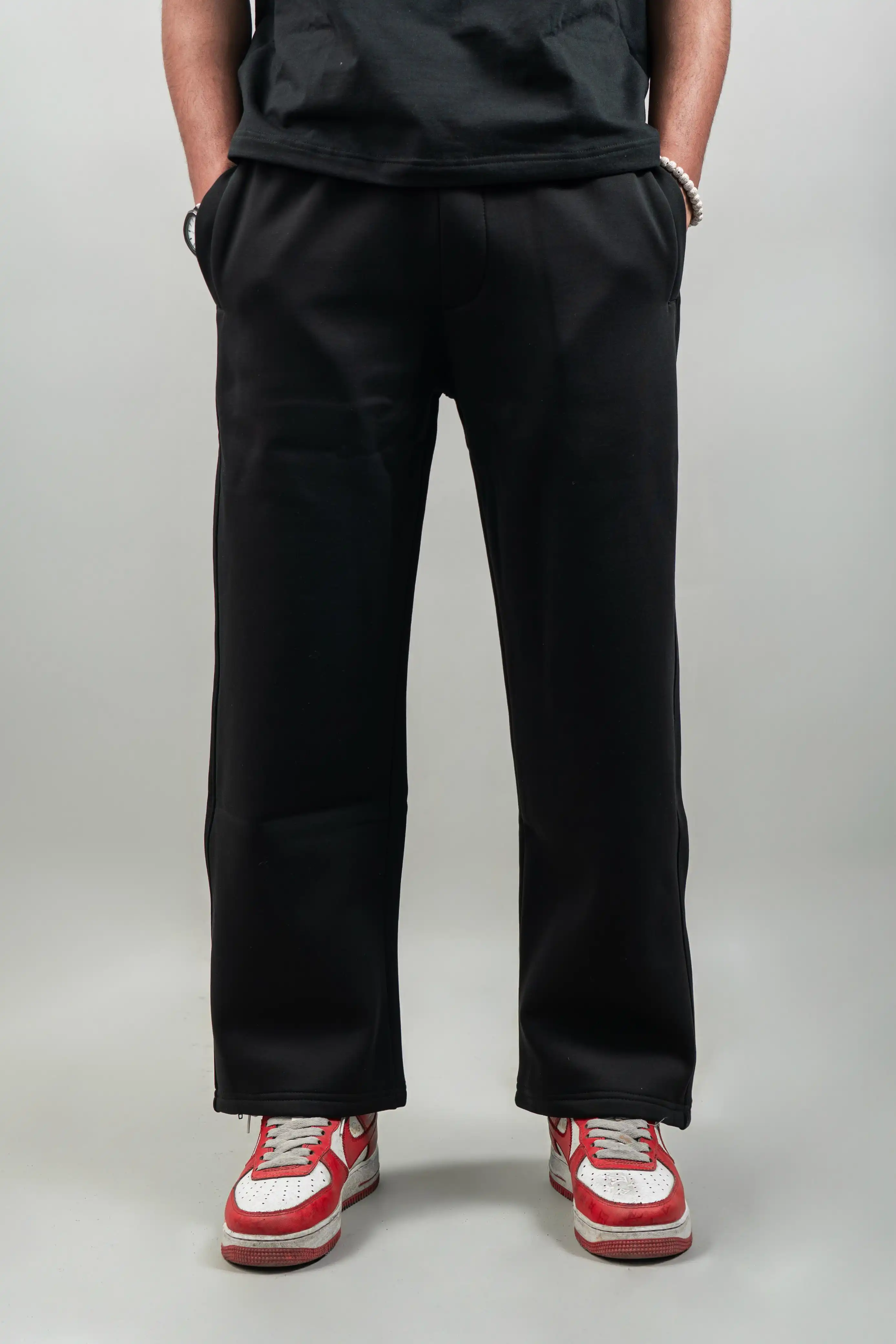 Product image of Baggy Joggers (Black)