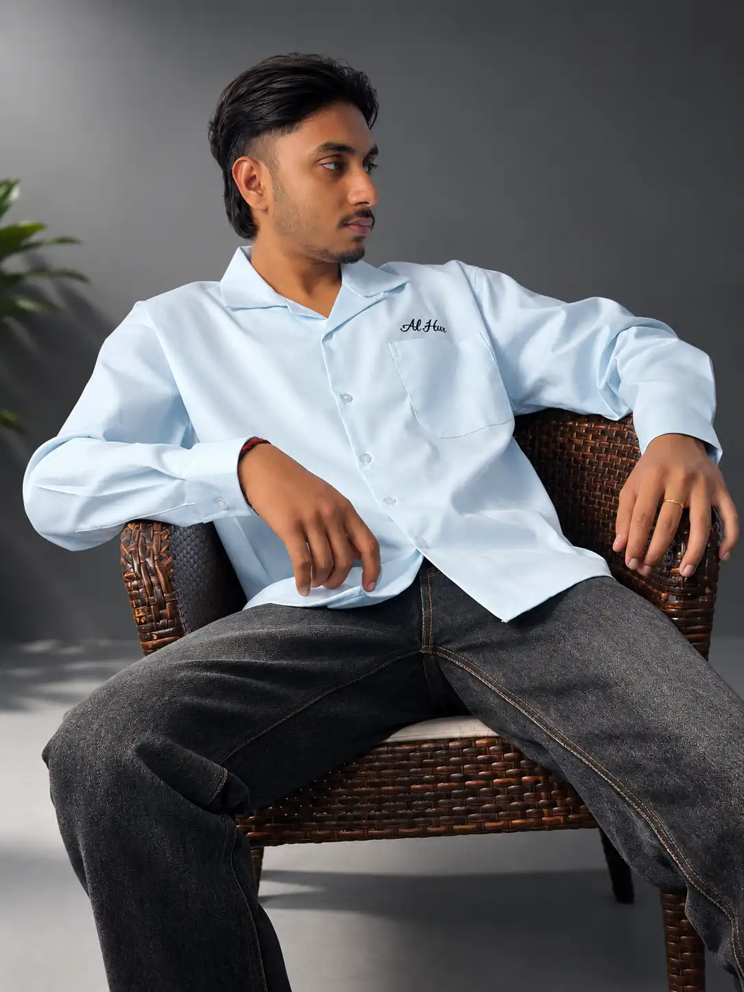 Product image of Alhur's Flow Linen Shirt (Navy Blue)