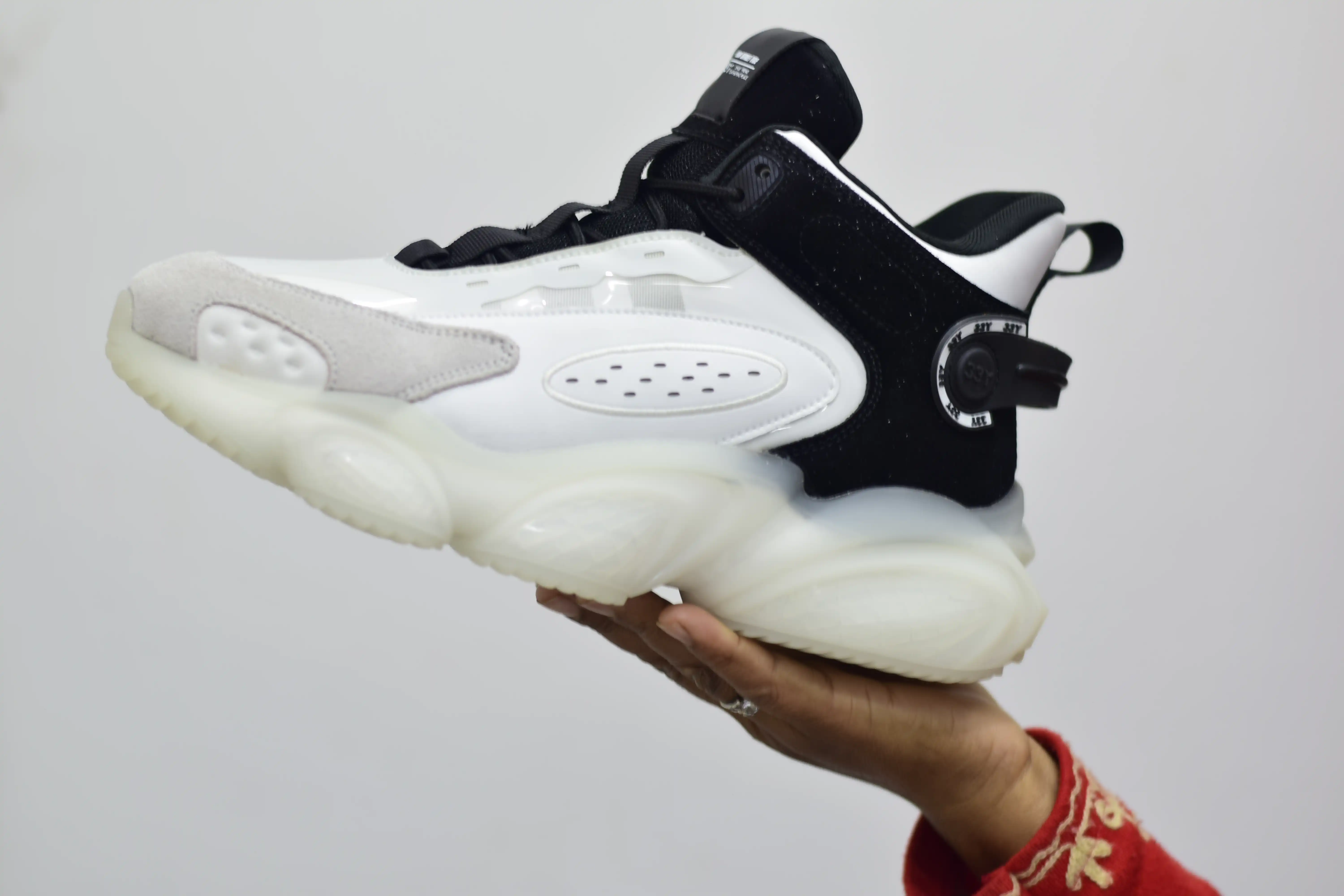 Product image of TRC8 - ComfortX Elite High-Top Sneaker