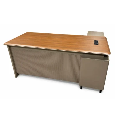 Prestige L-Shape Director’s Des...