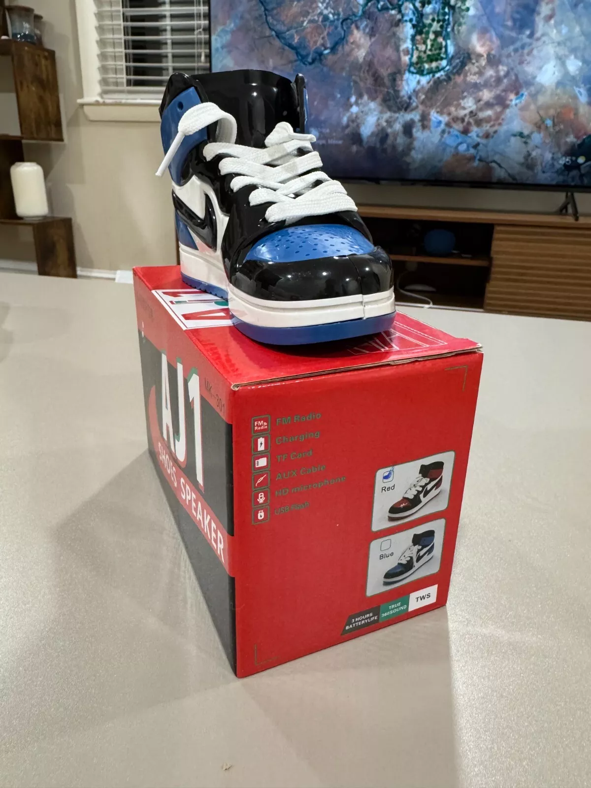 Product image of NEW 15.2 Cm Nike Blue AJ1 Wireless Portable Shoes Speaker