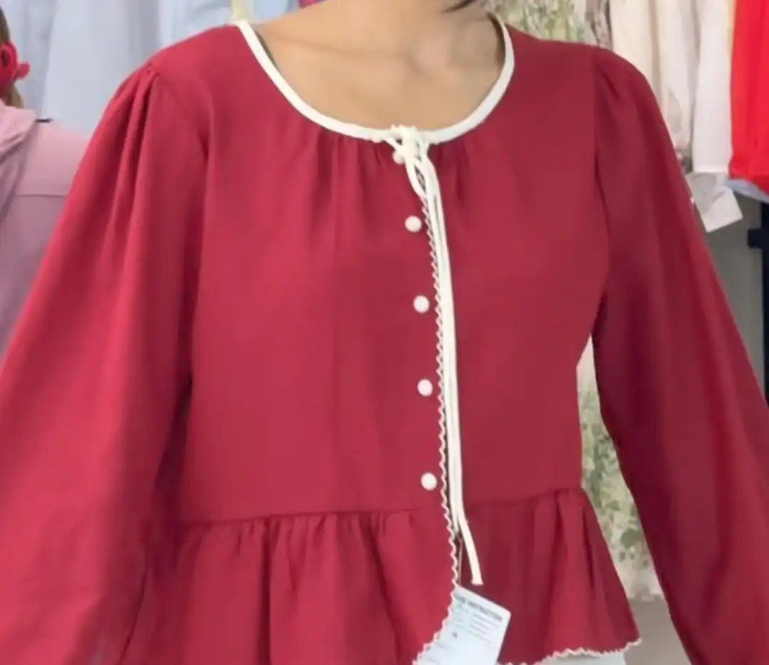 Product image of CUTE FLOWY BUTTONED TOP