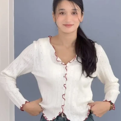 RUFFLE CARDIGAN