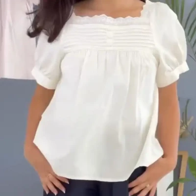 SUMMER CUTE 3 BUTTONED TOP