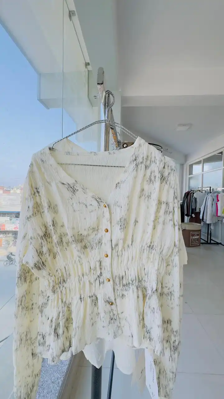 Product image of PELEUMP TOP