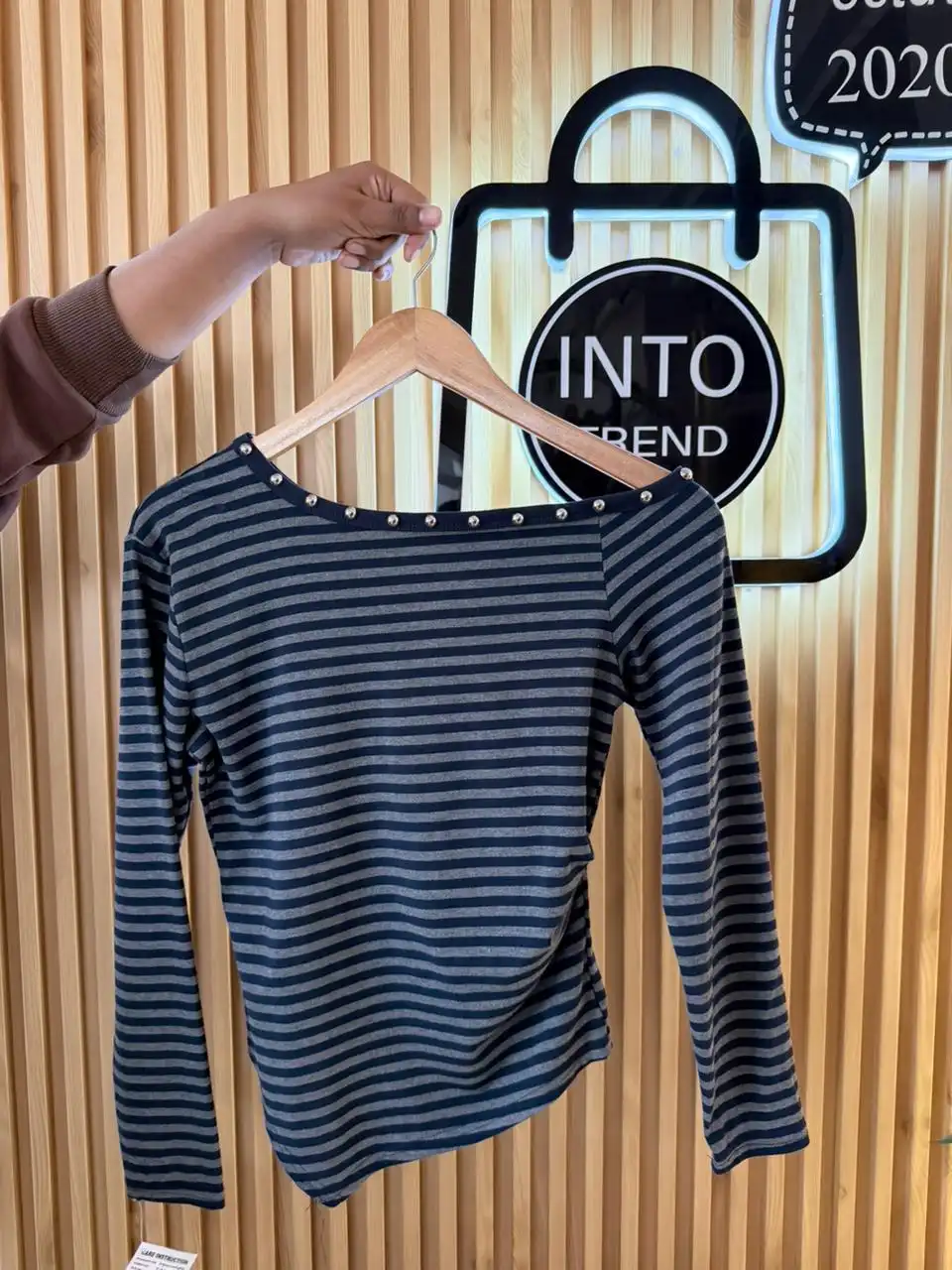 Product image of STRIP PRINTED SHOULDER DROP TOP