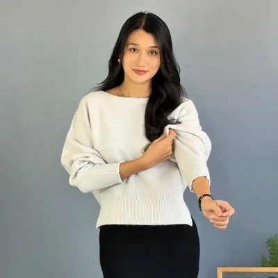 BUTTERFLY WOOLEN TOP