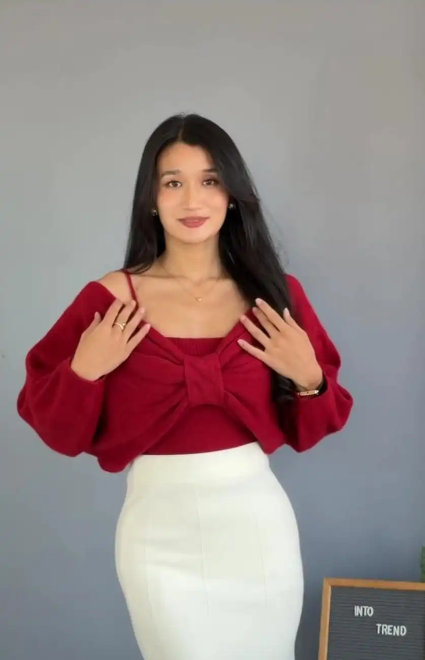 Product image of BOW SHRUG SET