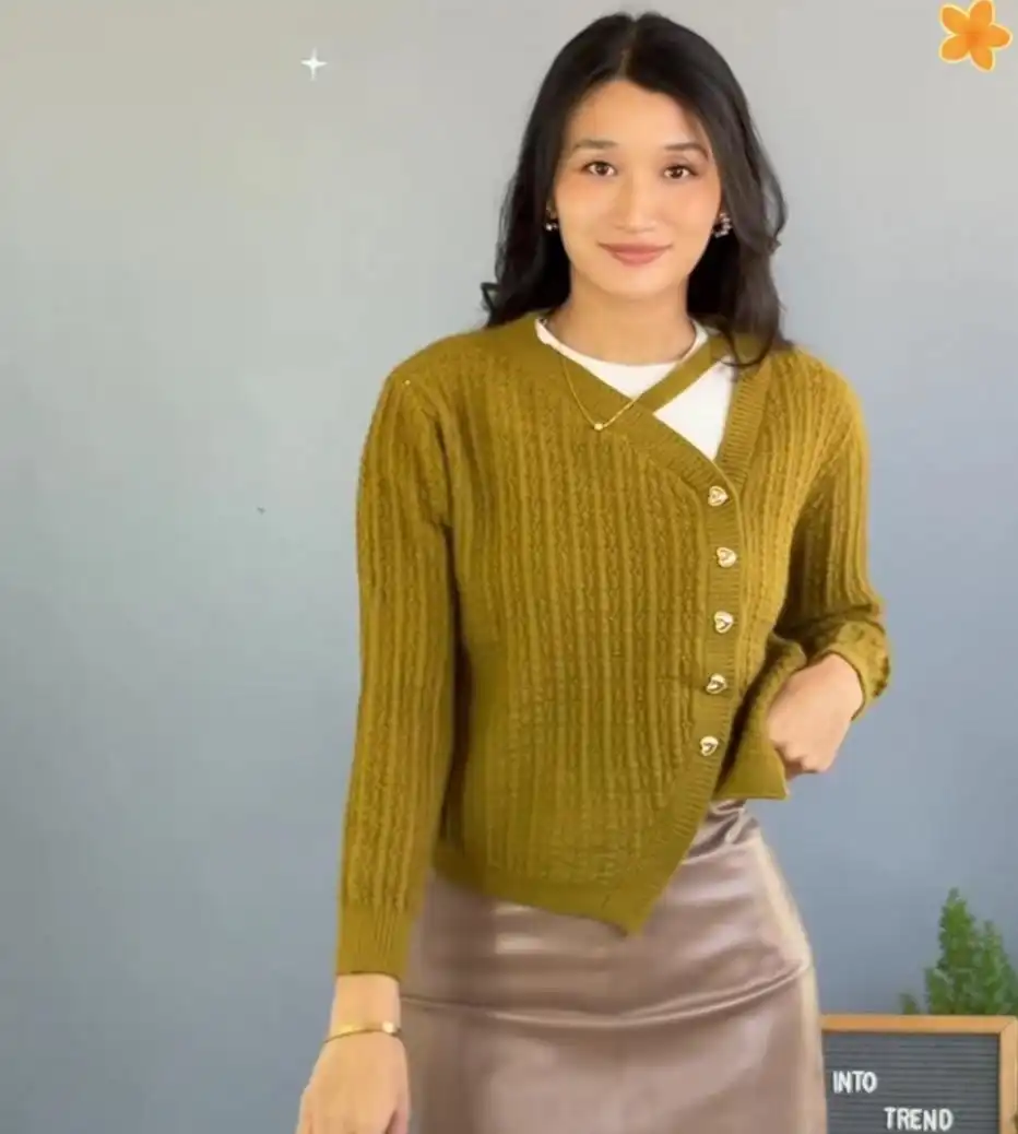 Product image of HEART CARDIGAN