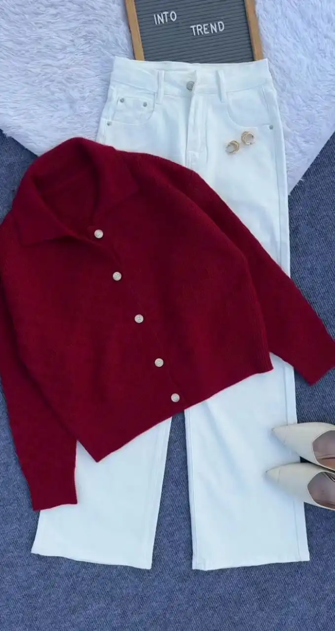 Product image of COLLAR WOOLEN CARDIGAN