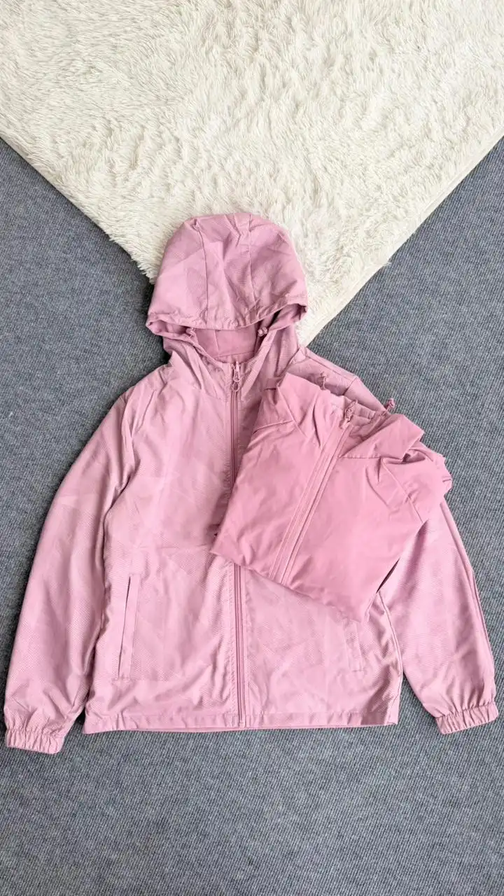 Product image of REVERSIBLE WINDCHEATER (#52052)
