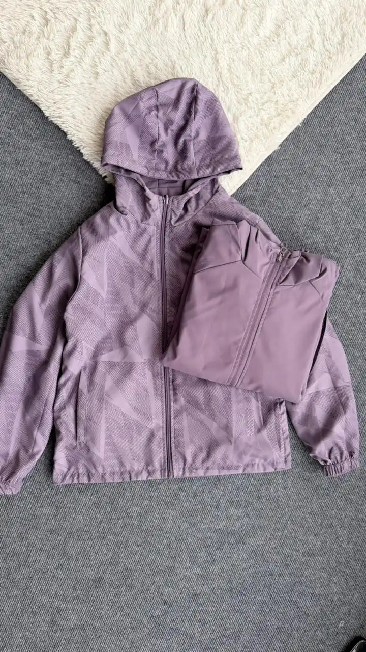 Product image of REVERSIBLE WINDCHEATER (#52052)